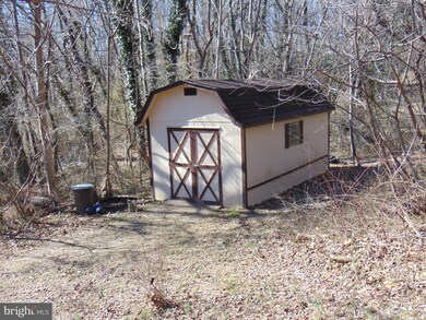 6514 Wilson Rd, Friendship, MD 20758 - photo 5