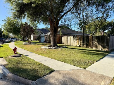 18502 Andalusian Dr, Cypress, TX 77433 - photo 4