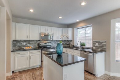 Kitchen (3)