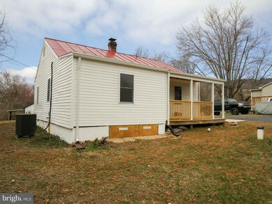84 Freezeland Rd, Linden, VA 22642 - photo 4