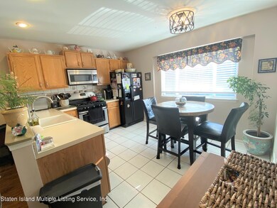 27 Pembrook Loop, Staten Island, NY 10309 - photo 7