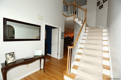 146 Kennewyck Cir, Slingerlands, NY 12159 - photo 5