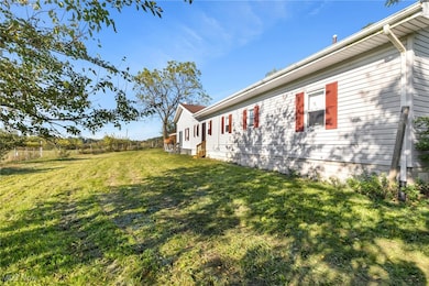 7511 Jeffries Ave, Garfield Heights, OH 44105 - photo 5