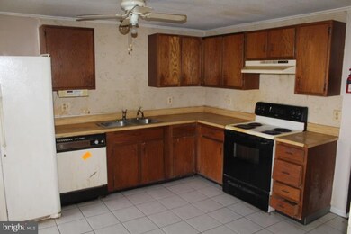 186 Gibbons Ct, Atco, NJ 08004 - photo 7