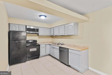 115 Camelot Dr, Atlanta, GA 30349 - photo 6