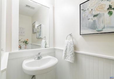 1855 Candlewood Ct unit 207, Charlottesville, VA 22903 - photo 6