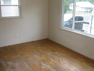 3334 Towers Ct N, Columbus, OH 43227 - photo 4