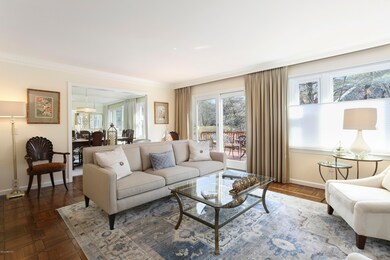 002-photo-living-room-6917408