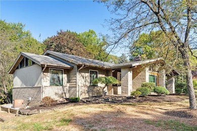 60 Warner Rd, Hubbard, OH 44425 - photo 2