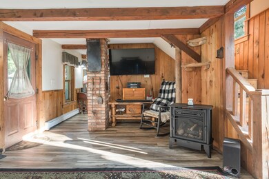61-web-or-mls-1437-main-st