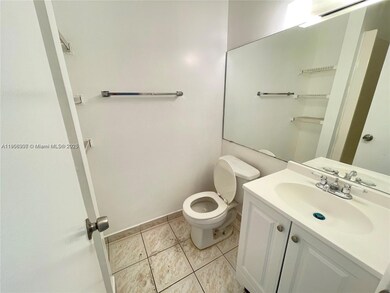 680 W Park Dr unit 3201, Miami, FL 33172 - photo 6