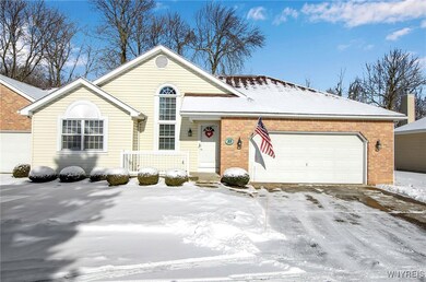 22 Cobblestone Ln, Buffalo, NY 14221 - photo 2