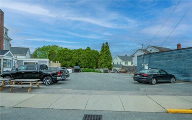 7 Carroll Ave unit 3, Newport, RI 02840 - photo 4
