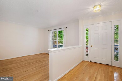 28 Cottage Field Ct, Germantown, MD 20874 - photo 3