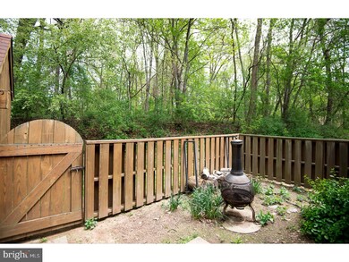 308 Albans Ct, Malvern, PA 19355 - photo 3