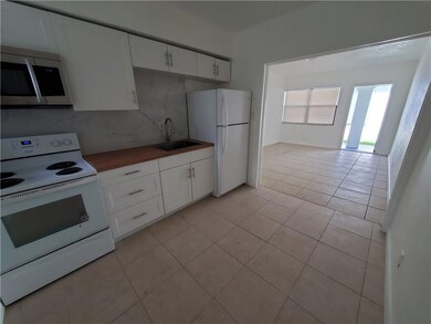 2226 Cody St, Hollywood, FL 33020 - photo 7