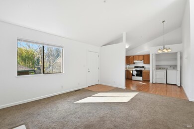 23 Pine Tree Cir, Cotati, CA 94931 - photo 4