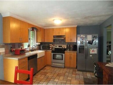 118 Providence St, Mendon, MA 01756 - photo 7