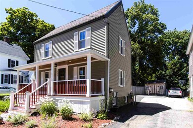 308 Thornton St, Portsmouth, NH 03801 - photo 3