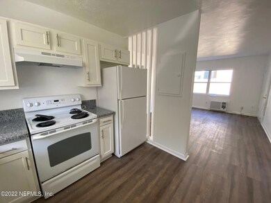 2977 Collier Ave unit 2, Jacksonville, FL 32205 - photo 6