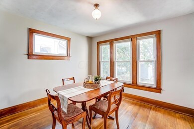 207 W. Lakeview Ave.