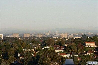 Look closely, that's Irvine in the foreground...na