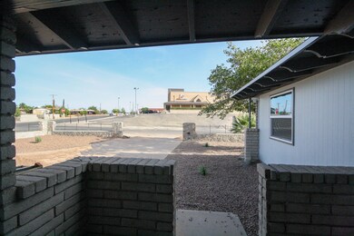 10400 Candlewood Ave, El Paso, TX 79925 - photo 4