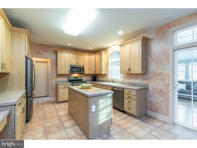 27 Twin Creeks Dr, Thornton, PA 19373 - photo 6