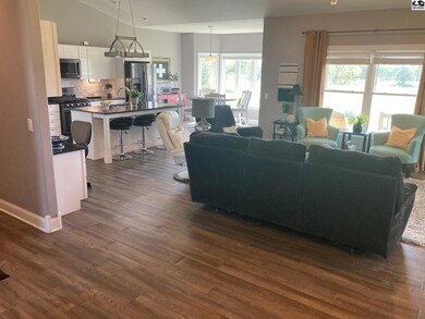 1216 Wildmeadow Rd, Mc Pherson, KS 67460 - photo 4