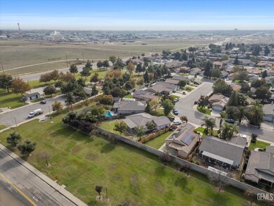 5804 Potenza Ln, Bakersfield, CA 93308 - photo 7