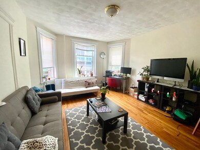 7 Devotion St unit 2, Brookline, MA 02446 - photo 3