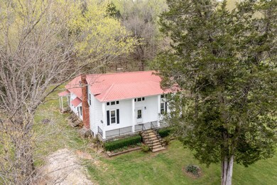 776 Rockhouse Rd, Linden, TN 37096 - photo 4