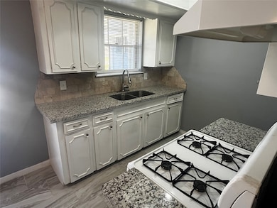 1471 Cool Spring Dr, Houston, TX 77088 - photo 7