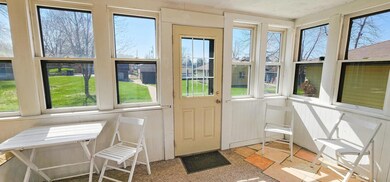 915 Center St, New Ulm, MN 56073 - photo 3