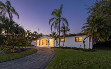 8695 SW 110th St, Miami, FL 33156 - photo 2