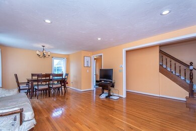 1802 Lords Ct, Wilmington, MA 01887 - photo 5
