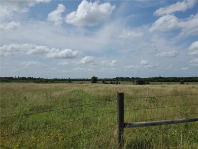 10 E Independence St, Shawnee, OK 74804 - photo 2