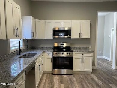 4040 W Pine St, Moss Point, MS 39563 - photo 4