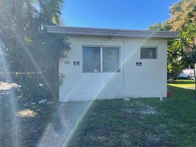 262 SW 9th St unit 2, Dania, FL 33004 - photo 4