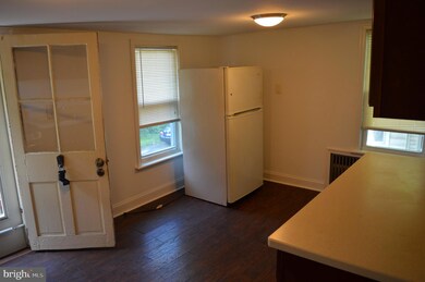 409 West Ave unit 2, Jenkintown, PA 19046 - photo 4
