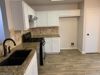 8631 Quail Whisper, San Antonio, TX 78250 - photo 5