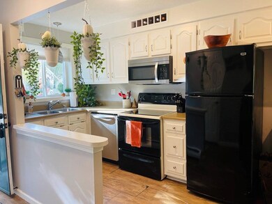 17 Granite Cir unit 17, Merrimack, NH 03054 - photo 3