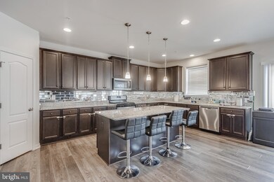 2451 Tree Vista Ct, Bryans Road, MD 20616 - photo 3