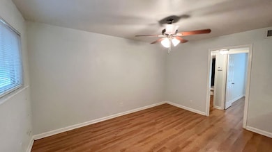 2301 Ohlen Rd unit 107, Austin, TX 78757 - photo 4