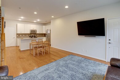 2996 Rittenhouse Cir unit 23, Fairfax, VA 22031 - photo 6