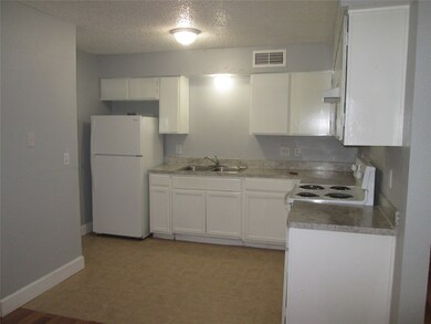 6110 W Mount Houston Rd unit A, Houston, TX 77088 - photo 5