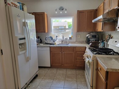 10 Woodland St unit 10, Sharon, MA 02067 - photo 5