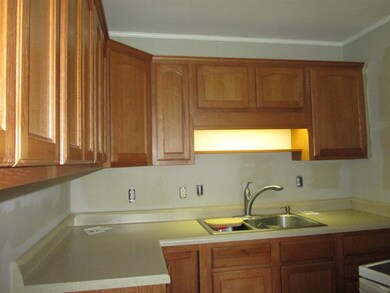 133 Cardinal Rd, Jacksonville, NC 28546 - photo 3