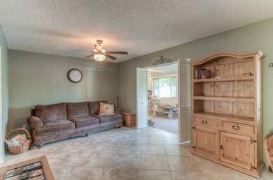 Living Room (2)-FULL