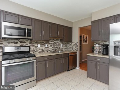 68 Beacon Place, Trenton, NJ 08691 - photo 4